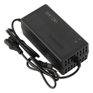 PUNJAČ ZA OLOVNE BATERIJE 36V 12AH VORTEX